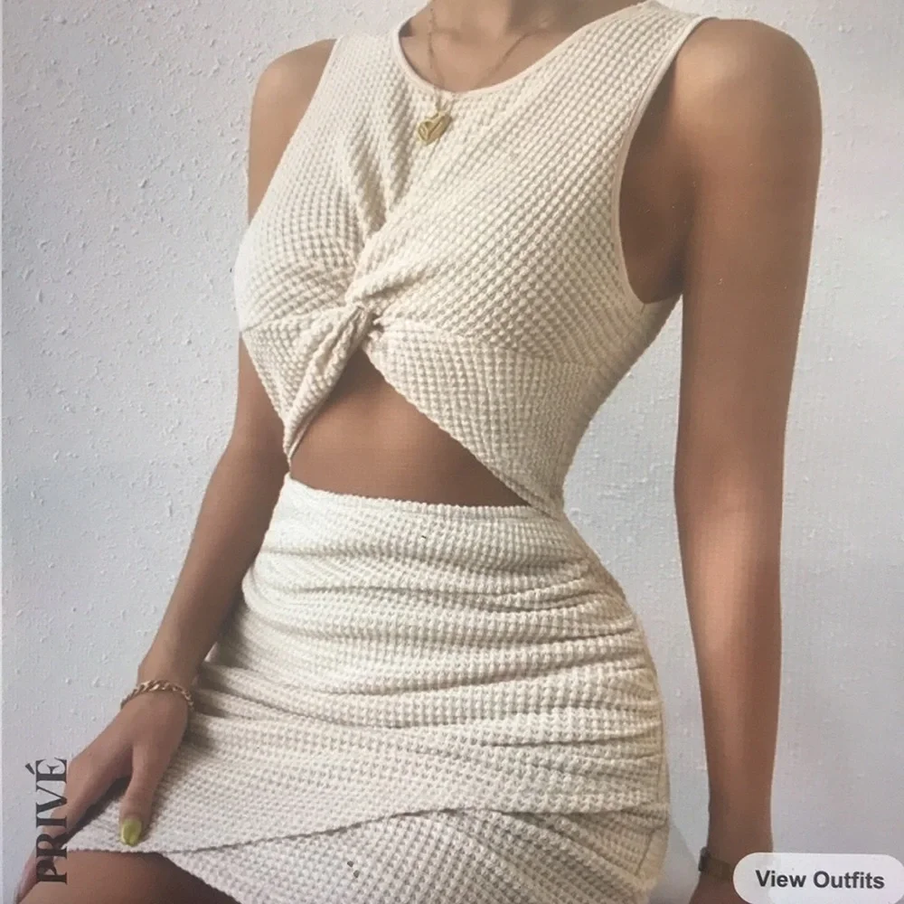 Wrap look twist cut out dress NWOT - Picture 2 of 10